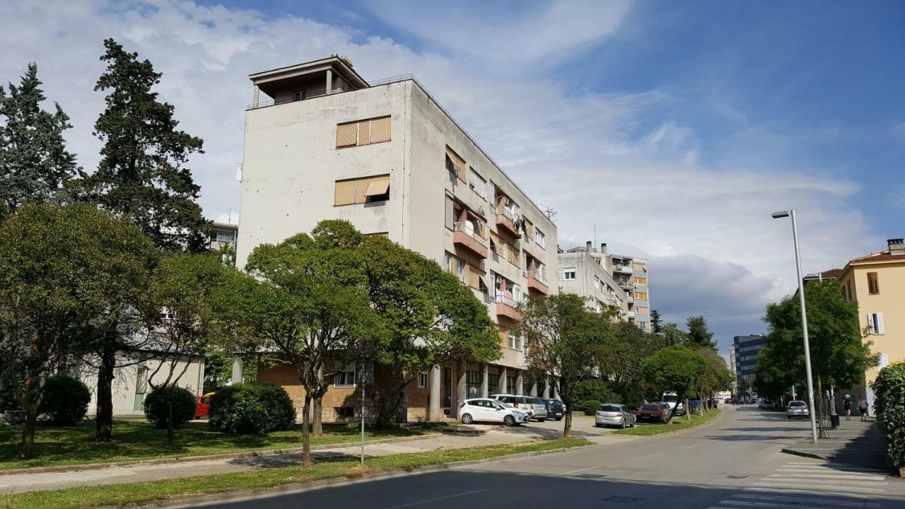 City Colours Apartment ซาดาร์ ภายนอก รูปภาพ