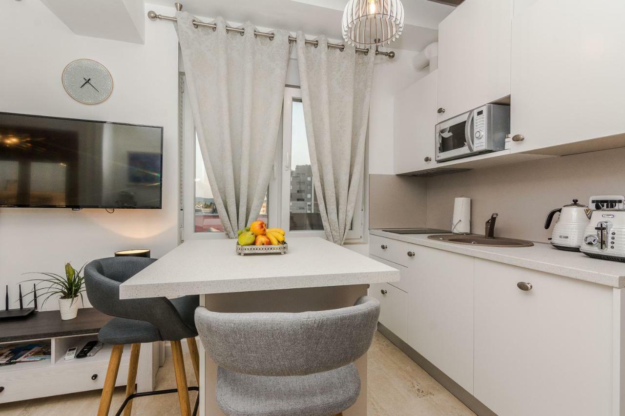 City Colours Apartment ซาดาร์ ภายนอก รูปภาพ