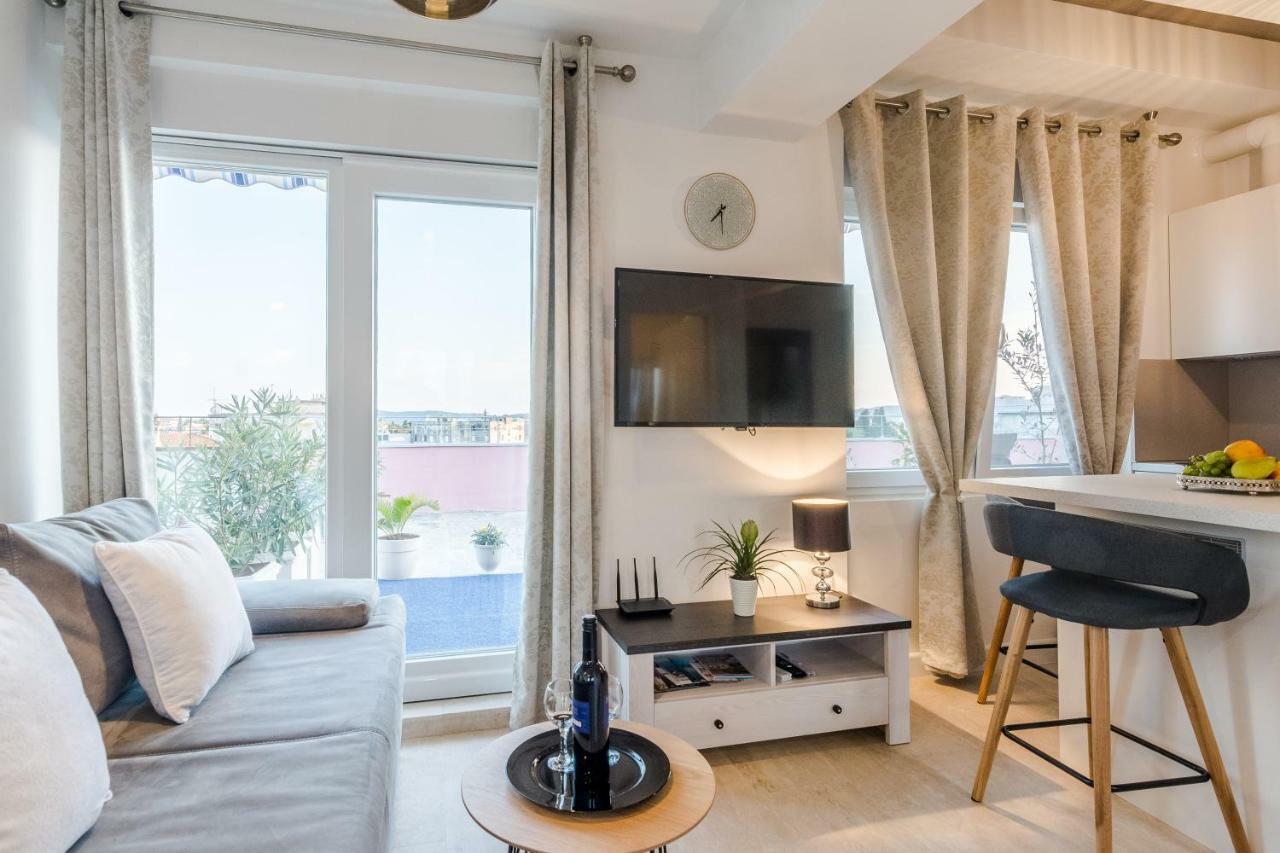City Colours Apartment ซาดาร์ ภายนอก รูปภาพ